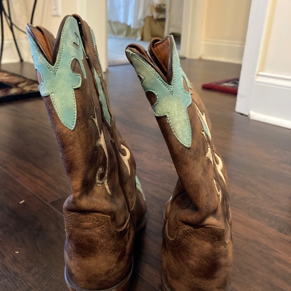 Women’s Boots - Picture 5 of 7